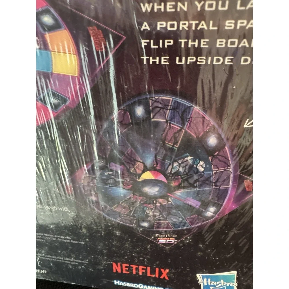Hasbro Trivia Pursuit Netflix's  Stranger Things Back To The 80S New SealedGame